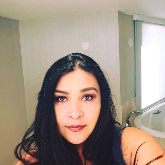 Meet your Posher, Trish - Picture 1 of 1